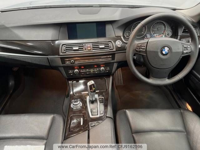 bmw 5-series 2013 -BMW--BMW 5 Series LDA-FW20--WBAFW12010DY96245---BMW--BMW 5 Series LDA-FW20--WBAFW12010DY96245- image 2