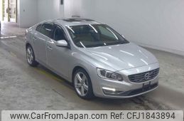 volvo s60 2018 CFJ1843894
