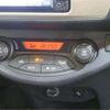 toyota vitz 2016 CFJ1748813 image 12