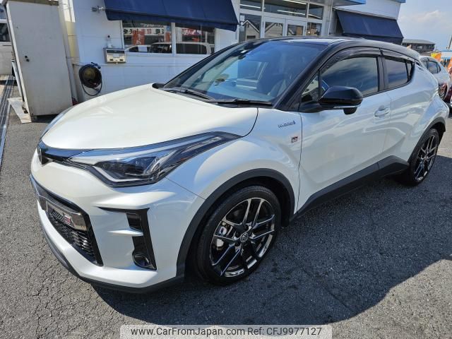 toyota c-hr 2019 quick_quick_6AA-ZYX11_2005521 image 1