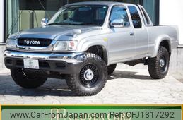 toyota hilux-sports-pick-up 2004 CFJ1817292