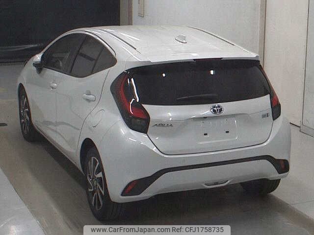 toyota aqua 2022 CFJ1758735 image 2