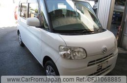 daihatsu tanto 2012 CFJ1068885