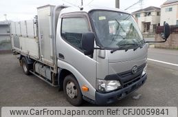 toyota dyna-truck 2017 24411107