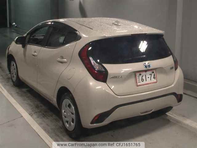 toyota aqua 2023 CFJ1651765 image 2