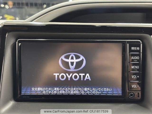 toyota voxy 2018 CFJ1817539 image 2