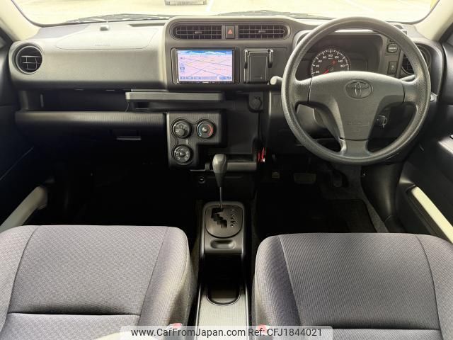 toyota probox 2016 CFJ1844021 image 2