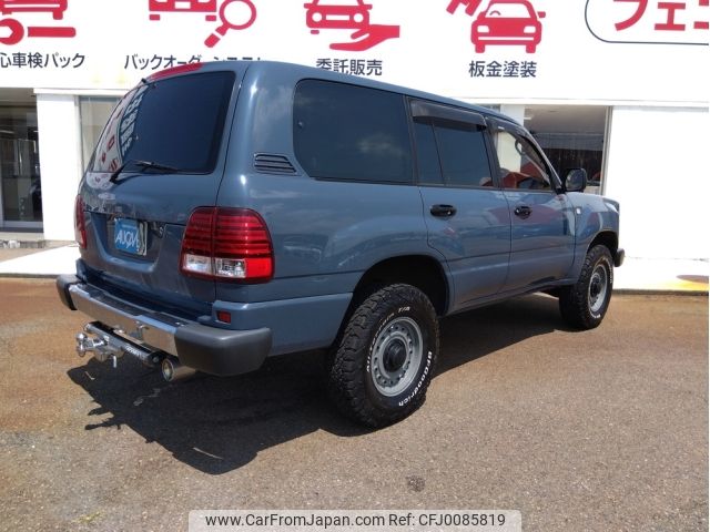 toyota land-cruiser-wagon 2001 -TOYOTA--Land Cruiser Wagon GF-UZJ100W--UZJ100130864---TOYOTA--Land Cruiser Wagon GF-UZJ100W--UZJ100130864- image 2