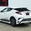 toyota c-hr 2018 quick_quick_DAA-ZYX10_ZYX10-2154861 image 17