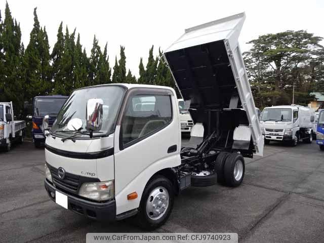 hino dutro 2009 GOO_NET_EXCHANGE_1002439A30240425W001 image 1