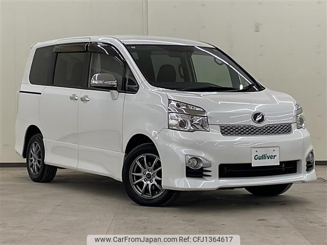 toyota voxy 2013 -TOYOTA--Voxy DBA-ZRR75W--ZRR75-0111819---TOYOTA--Voxy DBA-ZRR75W--ZRR75-0111819- image 1