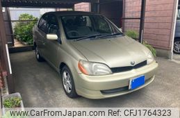 toyota platz 2000 CFJ1764323