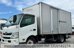 hino dutro 2013 GOO_NET_EXCHANGE_0704404A30240906W003