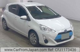 toyota aqua 2015 quick_quick_DAA-NHP10_6400964