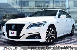 toyota crown 2018 CFJ1646074