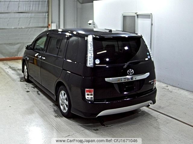 toyota isis 2014 CFJ1671046 image 2