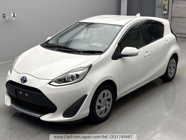 toyota aqua 2020 CFJ1745987 image 1