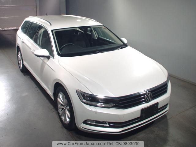 volkswagen passat-variant 2015 quick_quick_DBA-3CCZE_010930 image 1