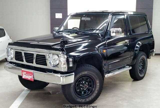 car_fce3b37e-9e3f-48eb-bfba-