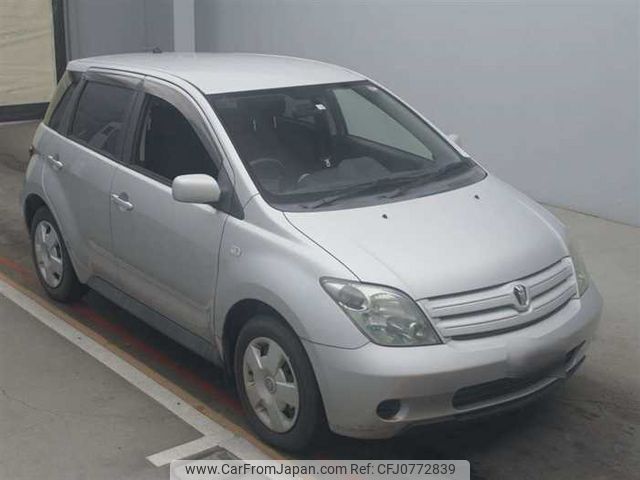 toyota ist 2004 23020 image 1