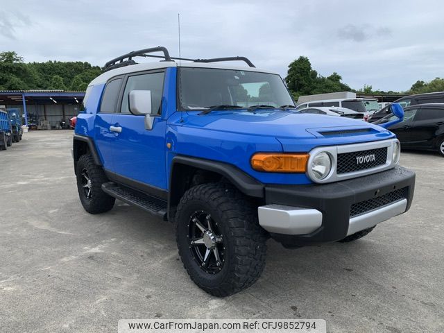 toyota fj-cruiser 2011 NIKYO_GS84118 image 1