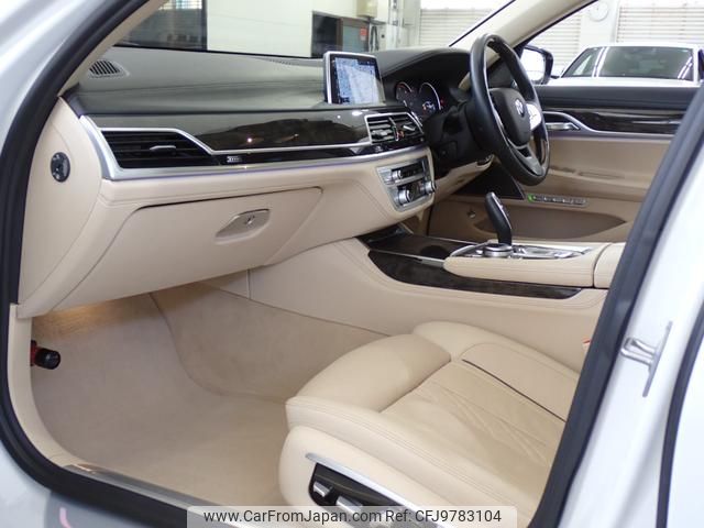 bmw 7-series 2016 GOO_JP_700080027030240512001 image 2