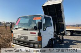 mazda-titan-1996-10051-car_fcfa5b21-feae-4449-86a8-3bf3f696bd30
