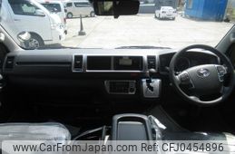 toyota hiace-wagon 2024 GOO_JP_700040407230241116003