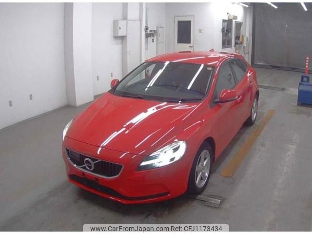 volvo v40 2017 quick_quick_DBA-MB4154T_YV1MV2920H2400572 image 1
