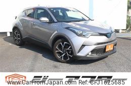 toyota c-hr 2017 CFJ1625685