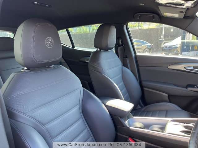 alfa-romeo alfa-romeo-others 2024 CFJ1850384 image 2