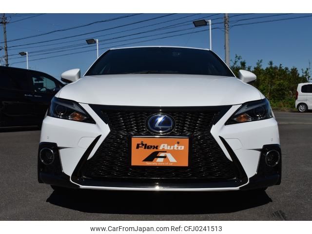 lexus ct 2017 GOO_JP_700020111130240915003 image 2