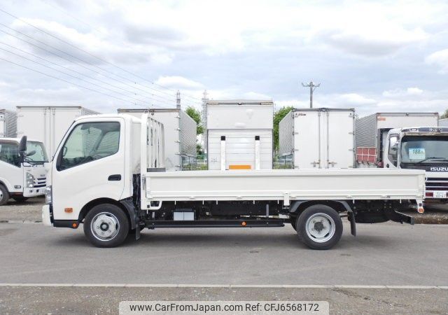 toyota dyna-truck 2018 REALMOTOR_N9021020173HD-90 image 2