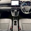 toyota noah 2022 quick_quick_6AA-ZWR90W_ZWR90-0005648 image 2