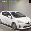 toyota aqua 2013 -TOYOTA 【多摩 504ﾃ2646】--AQUA NHP10--6109474---TOYOTA 【多摩 504ﾃ2646】--AQUA NHP10--6109474- image 1