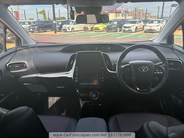 toyota prius-phv 2018 CFJ1781896 image 2