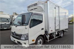 hino dutro 2024 CFJ1118650