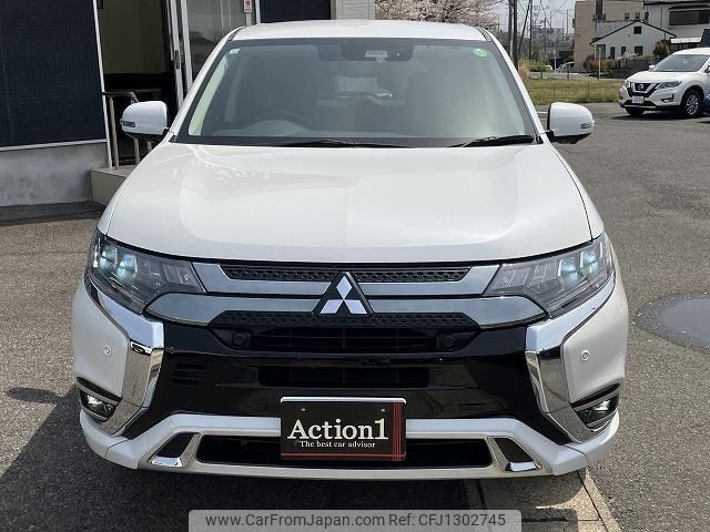 mitsubishi outlander-phev 2018 177 image 2
