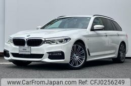 bmw 5-series 2018 quick_quick_JM30_WBAJM12070GA82313