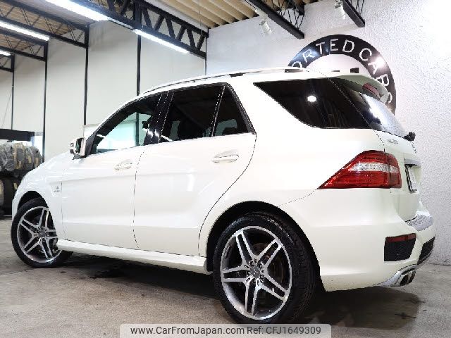 mercedes-benz amg 2013 CFJ1649309 image 2