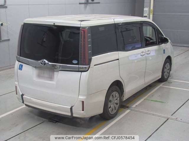 toyota noah 2017 -TOYOTA--Noah DBA-ZRR80Gｶｲ--ZRR80-0371244---TOYOTA--Noah DBA-ZRR80Gｶｲ--ZRR80-0371244- image 2