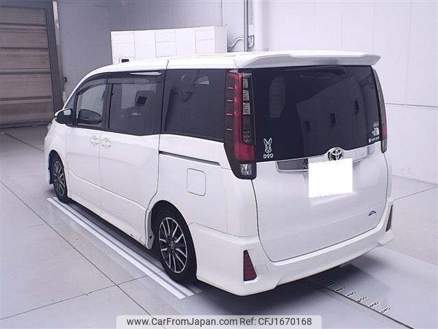 toyota noah 2016 CFJ1670168 image 2