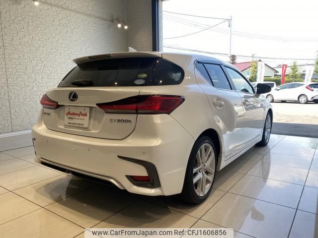 lexus ct 2018 CFJ1606856 image 2