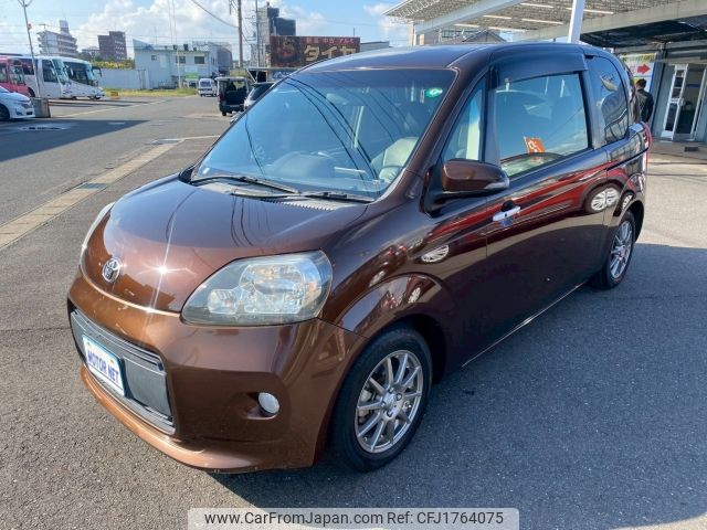 toyota porte 2013 CFJ1764075 image 1