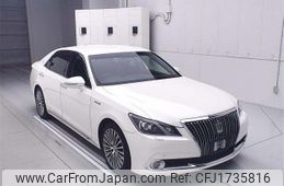 toyota crown-majesta 2013 CFJ1735816