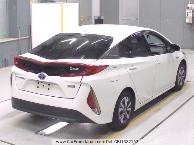 toyota prius-phv 2018 -TOYOTA--Prius PHV ZVW52-3067524---TOYOTA--Prius PHV ZVW52-3067524- image 2