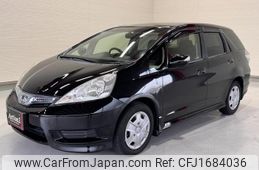 honda fit-shuttle-hybrid 2012 CFJ1684036