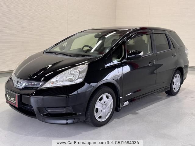 honda fit-shuttle-hybrid 2012 CFJ1684036 image 1