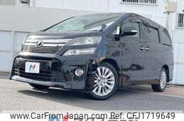 toyota vellfire 2012 CFJ1719649