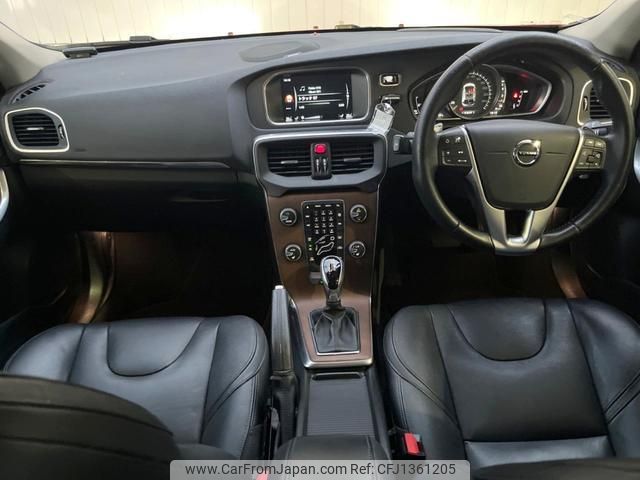 volvo v40 2016 quick_quick_MB4154T_YV1MV2920H2397233 image 2